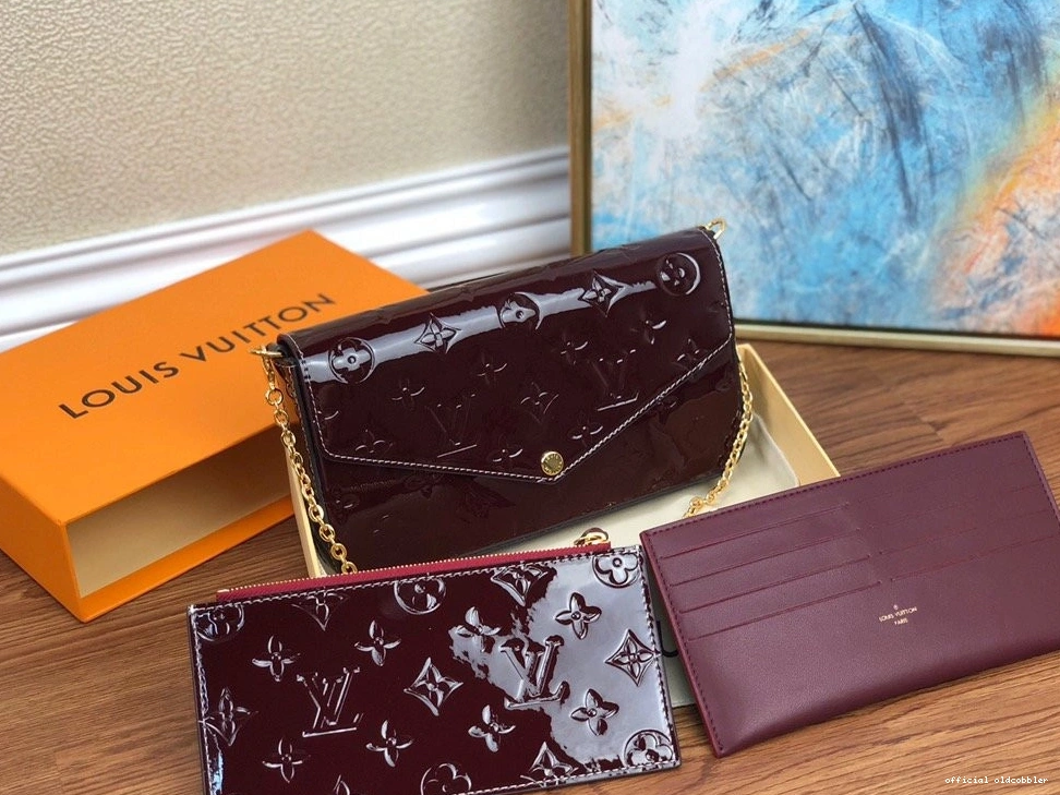 Official oldcobbler FÉLICIE VUITTON LOUIS POCHETTE 0708